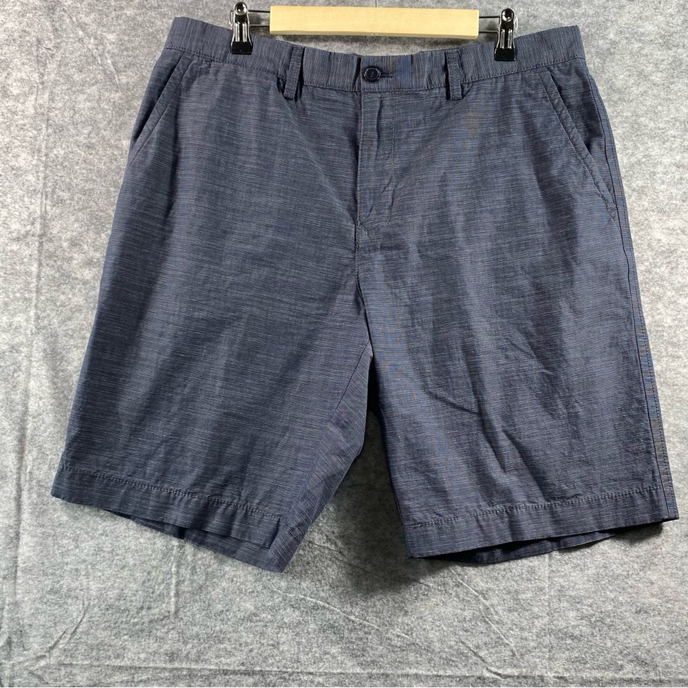 Tommy Hilfiger Mens Gray/White Medium Length Performance‎ Shorts Size 36